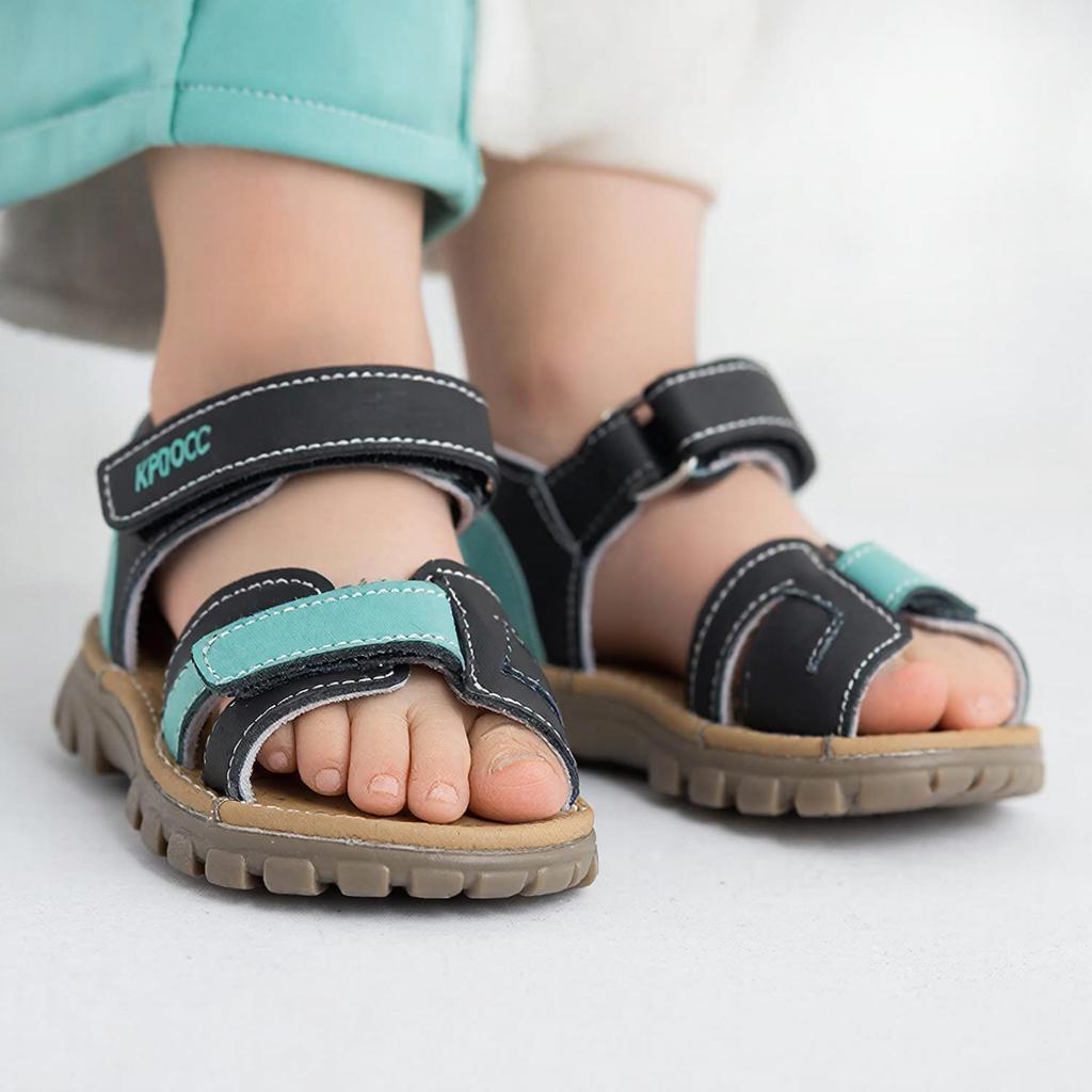 Детские сандалии КРОСС: Путешествие в Мир Комфорта и Безопасности
