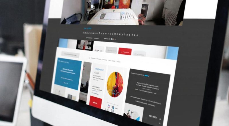 Есть приборы, которые просто показывают цифры. А есть те, что буквально «рисуют» поведение системы во времени. Осциллограф относится ко второй категории. Он не ограничивается значениями — он показывает движение, форму, характер сигнала. Это уже не измерение, а наблюдение в реальном времени. Когда инженер смотрит на экран, он видит не просто линию, а историю процессов: скачки, провалы, искажения. Именно поэтому в производственной практике так важны осциллографы— как инструмент, который позволяет увидеть то, что невозможно уловить обычными измерениями. Как работают цифровые осциллографы и в чём их сила Цифровой осциллограф преобразует электрический сигнал в набор данных, а затем визуализирует его на экране. Звучит просто, но за этим стоит высокая скорость обработки и точная синхронизация всех этапов. Сигнал сначала оцифровывается, затем проходит обработку и только потом становится графиком. И вот здесь возникает ключевой момент: чем быстрее и точнее прибор выполняет эти шаги, тем достовернее картина. Важно понимать, что осциллограф фиксирует не только форму сигнала, но и его поведение во времени. Это позволяет увидеть переходные процессы, кратковременные всплески, нестабильности. Такие детали часто остаются незаметными при других методах измерения. А ведь именно они могут быть причиной нестабильной работы оборудования. Цифровые модели дают дополнительное преимущество — возможность сохранять и анализировать данные. Это уже не просто наблюдение, а полноценная работа с информацией. Можно вернуться к записи, сравнить сигналы, найти закономерности. Это делает осциллограф не просто прибором, а инструментом анализа. Ключевые характеристики, которые определяют результат Первое, на что обращают внимание, — это полоса пропускания. Она определяет, какие сигналы прибор способен корректно отображать. Если частота сигнала выше возможностей осциллографа, картина будет искажена. И тогда измерение теряет смысл. Следующий параметр — частота дискретизации. Она показывает, насколько часто прибор «снимает» данные с сигнала. Чем выше этот показатель, тем точнее отображение. Это особенно важно при анализе быстрых процессов, где каждая микросекунда имеет значение. Не менее важна глубина памяти. Она определяет, сколько данных осциллограф может сохранить. Большой объём памяти позволяет анализировать длинные сигналы без потери деталей. Это как разница между короткой заметкой и полноценной записью событий. Практика на производстве: где осциллограф незаменим На производственных линиях электроники осциллографы помогают контролировать качество сигналов. Проверка плат, диагностика узлов, настройка оборудования — всё это требует визуализации процессов. Прибор позволяет быстро увидеть, где возникает проблема. В энергетике осциллографы используются для анализа работы систем. Они помогают выявлять скачки напряжения, нестабильности, помехи. Это важно не только для качества работы, но и для безопасности. Интересно, что осциллографы активно применяются и в автоматизации. Контроллеры, датчики, исполнительные механизмы — все они работают с сигналами. И если что-то идёт не так, осциллограф помогает понять причину. Быстро. Чётко. Без догадок. Примеры: когда визуализация решает всё Один из типичных случаев — нестабильная работа устройства. Мультиметр показывает нормальные значения, но система ведёт себя странно. Осциллограф подключают — и сразу видно: сигнал имеет искажения. Причина найдена. Другой пример — настройка импульсных источников питания. Здесь важно видеть форму сигнала, а не только его уровень. Осциллограф показывает фронты, спады, пульсации. Это позволяет точно настроить систему. Или ситуация с помехами. Они могут быть кратковременными и трудноуловимыми. Осциллограф фиксирует их и даёт возможность проанализировать. Это как поймать мгновение, которое обычно ускользает. Особенности эксплуатации: внимание к деталям Работа с осциллографом требует аккуратности. Подключение щупов, настройка параметров, выбор режима — всё это влияет на результат. Ошибка на любом этапе может исказить картину. Калибровка играет важную роль. Прибор должен показывать точные данные. И для этого его необходимо регулярно проверять. Это основа доверия к измерениям. Также важно учитывать условия работы. Электромагнитные помехи, температура, качество питания — всё это может повлиять на показания. Игнорировать такие факторы — значит рисковать точностью. Человеческий фактор: как интерпретировать сигнал Осциллограф показывает график, но смысл в него вкладывает человек. Один и тот же сигнал можно интерпретировать по-разному. И здесь важен опыт. Инженер должен понимать, что он видит. Где норма, а где отклонение. Где случайный шум, а где системная проблема. Это приходит с практикой. Есть даже негласное правило: «осциллограф не врёт, но его можно неправильно понять». И это правда. Поэтому обучение и опыт играют ключевую роль. Как меняются цифровые осциллографы Современные модели становятся быстрее и удобнее. Появляются сенсорные интерфейсы, автоматические измерения, расширенные функции анализа. Это ускоряет работу и снижает вероятность ошибки. Интеграция с программным обеспечением открывает новые возможности. Данные можно сохранять, анализировать, передавать. Это делает процесс более гибким. Но главное — меняется подход. Осциллограф становится частью системы контроля. Он не просто фиксирует сигнал, а помогает управлять качеством. И это делает его незаменимым инструментом.